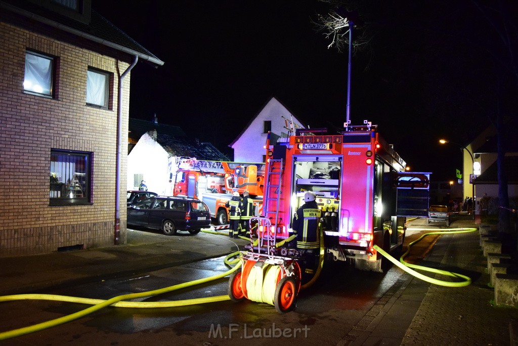 Feuer 2 Koeln Porz Langel Hinter der Kirche P172.JPG - Miklos Laubert